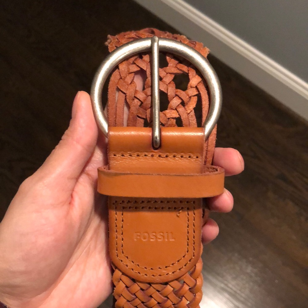 Tan belt